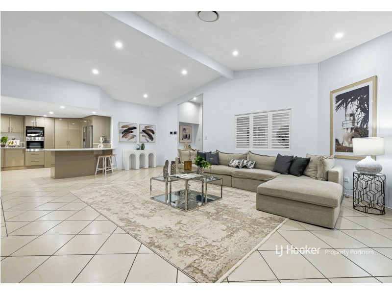 2 Lily Circuit, Kuraby QLD 4112