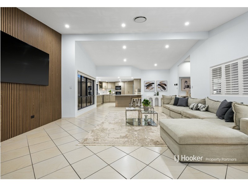 2 Lily Circuit, Kuraby QLD 4112