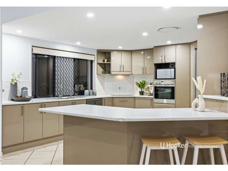 2 Lily Circuit, Kuraby QLD 4112