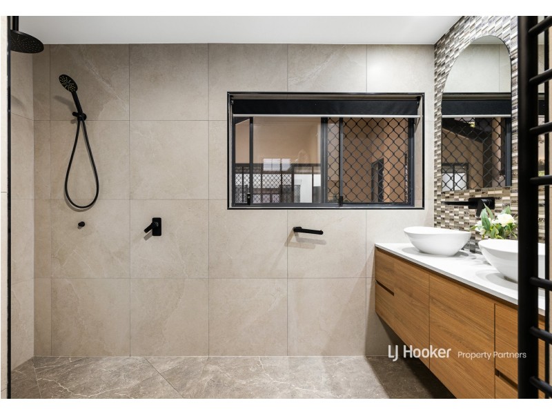 2 Lily Circuit, Kuraby QLD 4112