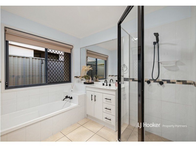 2 Lily Circuit, Kuraby QLD 4112