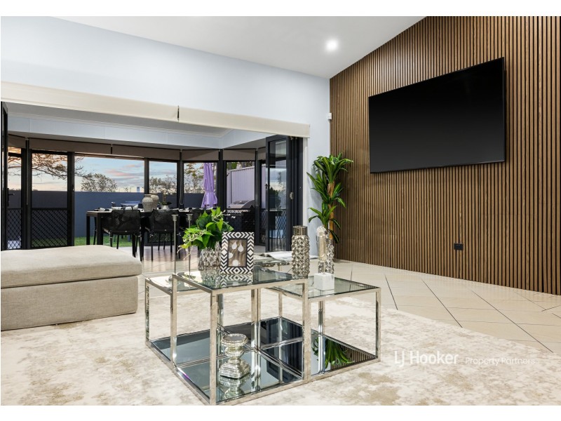 2 Lily Circuit, Kuraby QLD 4112