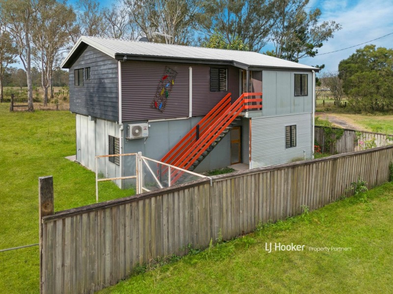 33 Cornish Street, Bundamba QLD 4304