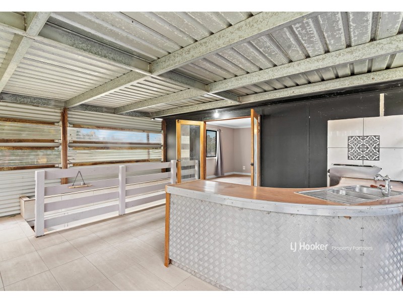 33 Cornish Street, Bundamba QLD 4304