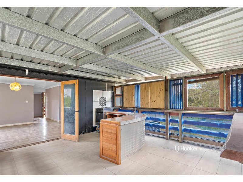 33 Cornish Street, Bundamba QLD 4304