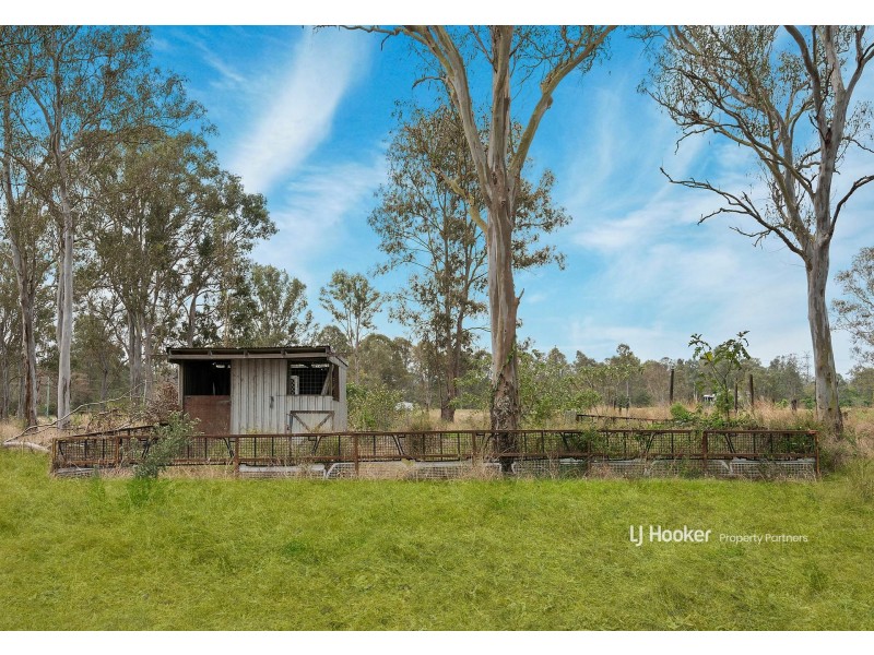 33 Cornish Street, Bundamba QLD 4304