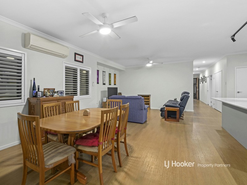 39 Macadamia Circuit, Park Ridge QLD 4125