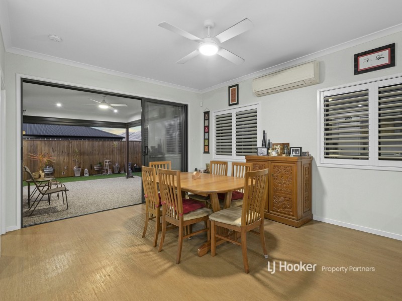 39 Macadamia Circuit, Park Ridge QLD 4125