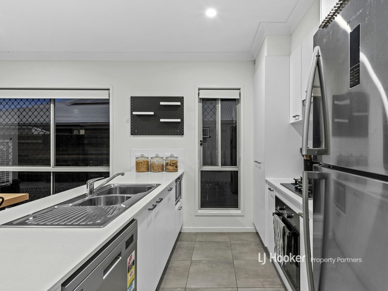 91 Mount Huntley Street, Park Ridge QLD 4125