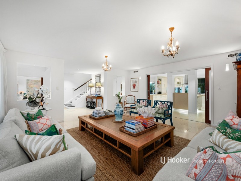 11 Wilonda Street, Robertson QLD 4109