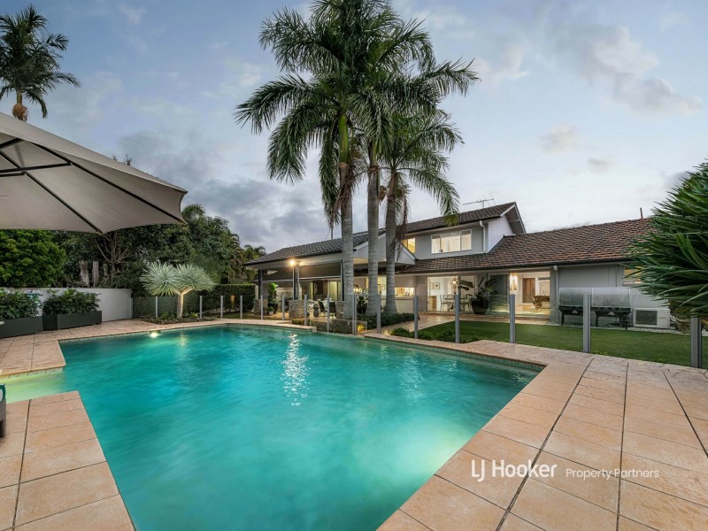 11 Wilonda Street, Robertson QLD 4109