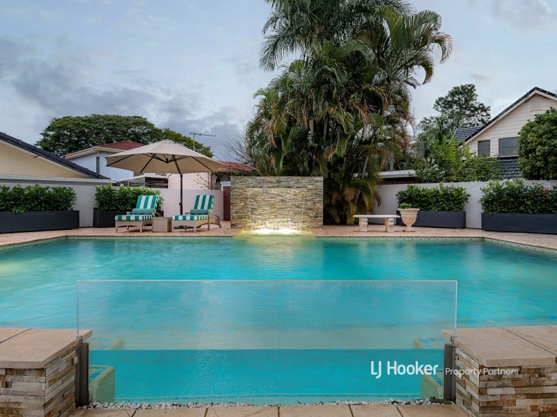 11 Wilonda Street, Robertson QLD 4109