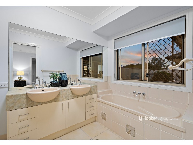 34 Talisker Place, Parkinson QLD 4115