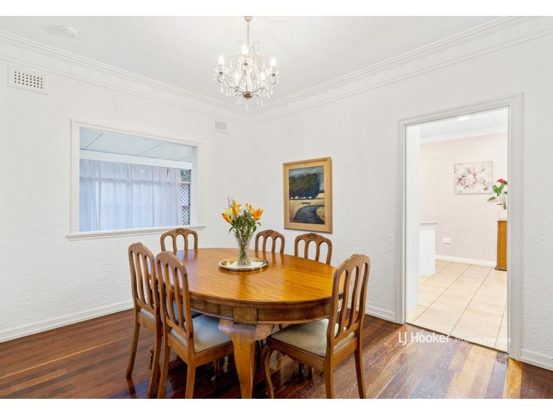 17 Taylor Street, Wavell Heights QLD 4012