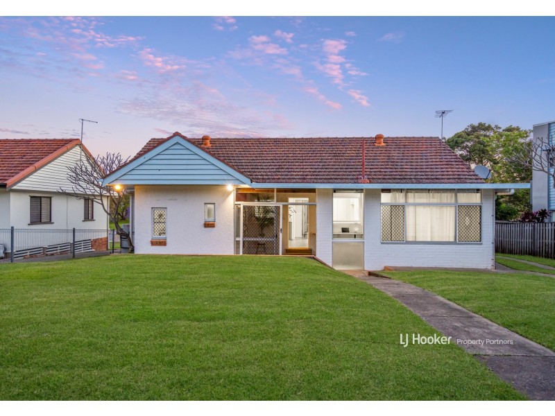 17 Taylor Street, Wavell Heights QLD 4012