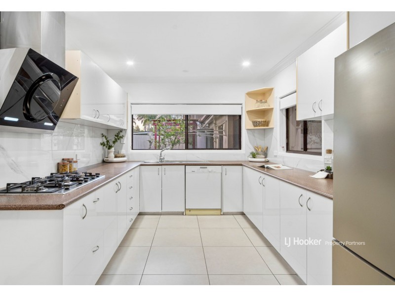 22 Turnmill Street, Macgregor QLD 4109