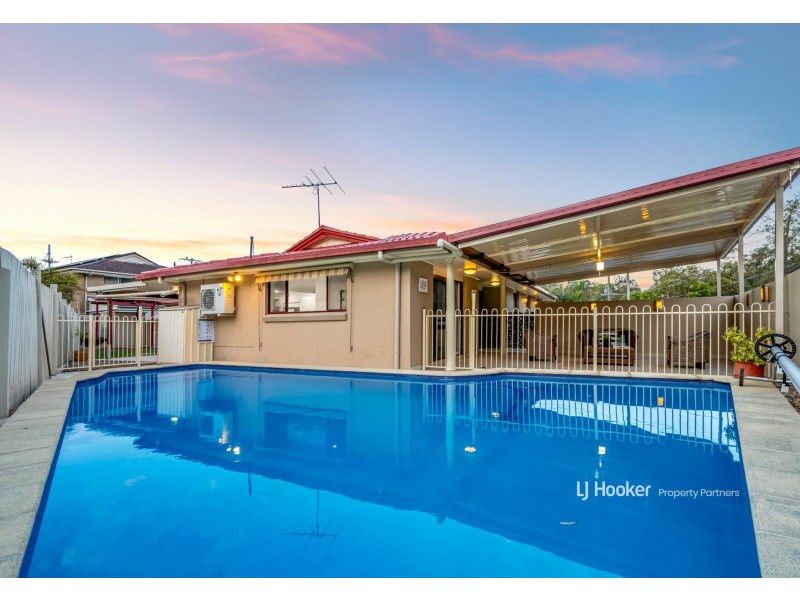 22 Turnmill Street, Macgregor QLD 4109