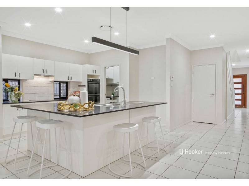 2 Harvey Place, Calamvale QLD 4116
