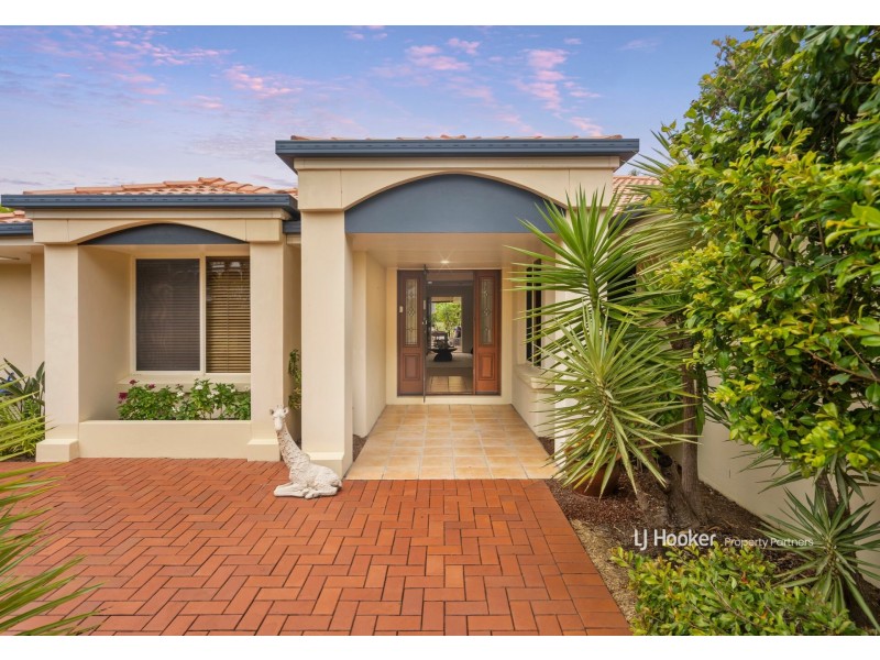 43 Lake Eyre Crescent, Parkinson QLD 4115