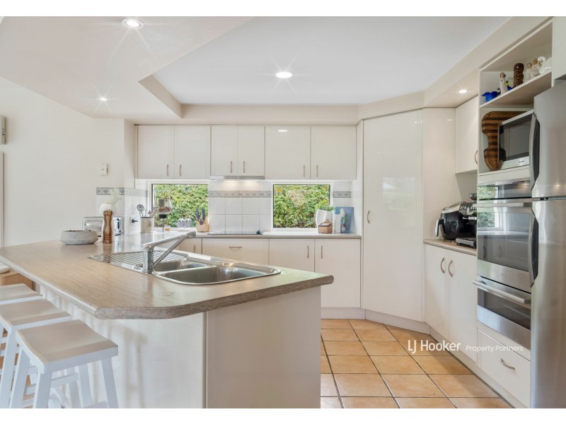 43 Lake Eyre Crescent, Parkinson QLD 4115