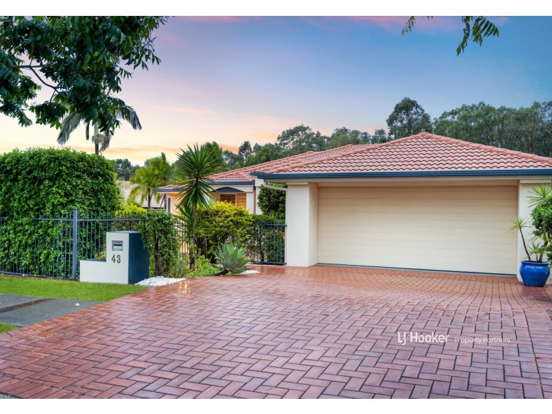 43 Lake Eyre Crescent, Parkinson QLD 4115