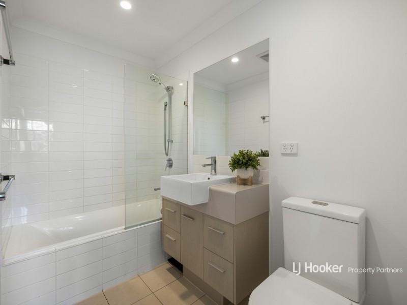 102/18 Bland Street, Coopers Plains QLD 4108