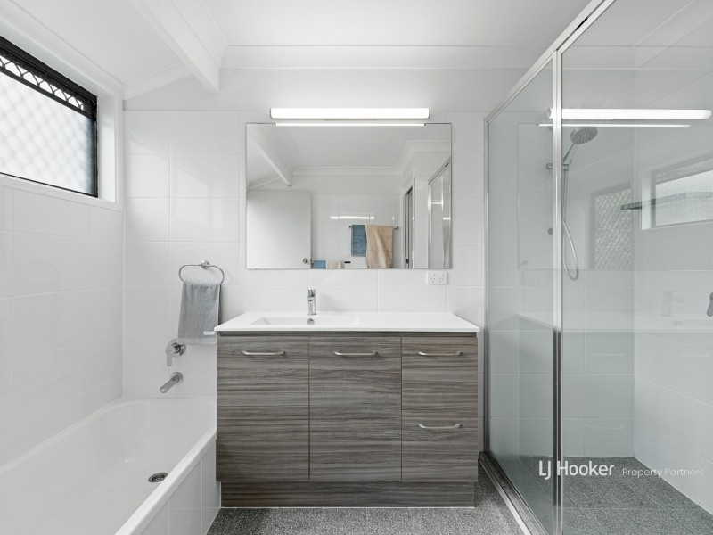 21 Faringdon Street, Robertson QLD 4109