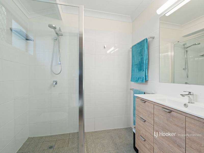 21 Faringdon Street, Robertson QLD 4109