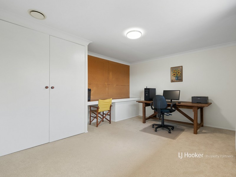 21 Faringdon Street, Robertson QLD 4109