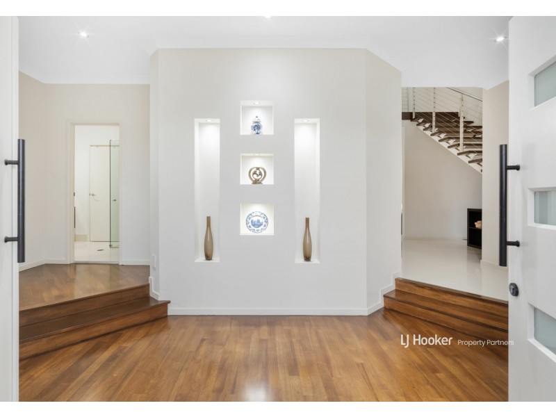 16 Wisteria Place, Calamvale QLD 4116