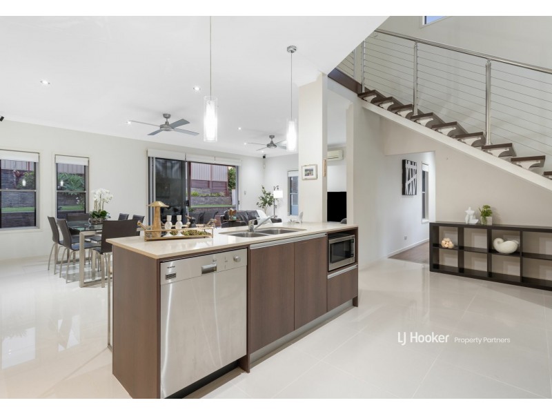 16 Wisteria Place, Calamvale QLD 4116