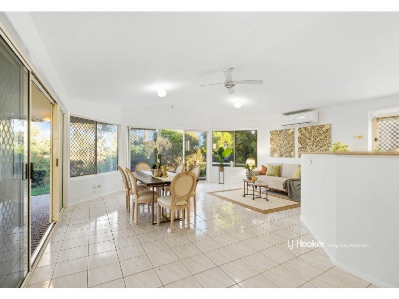 32 Wantana Crescent, Edens Landing QLD 4207