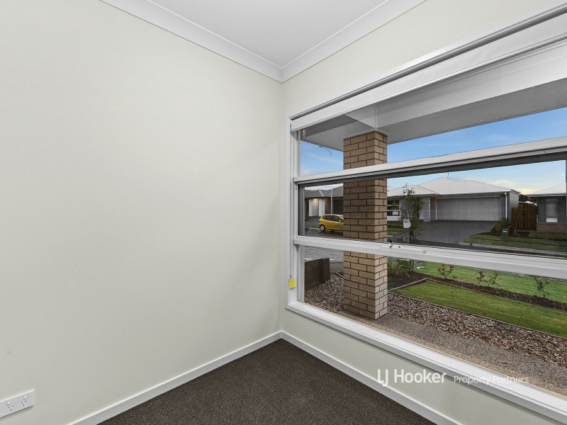 35 Mount Mitchell Street, Park Ridge QLD 4125