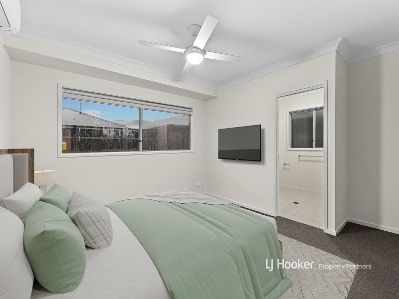 35 Mount Mitchell Street, Park Ridge QLD 4125