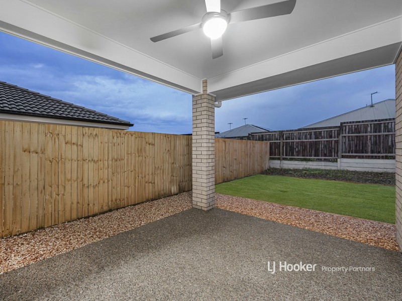 35 Mount Mitchell Street, Park Ridge QLD 4125