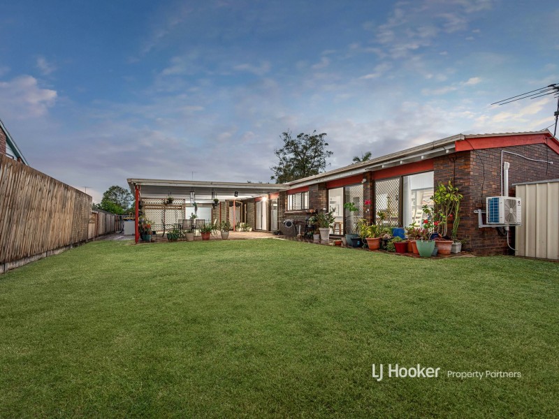 10 Banika Street, Mansfield QLD 4122