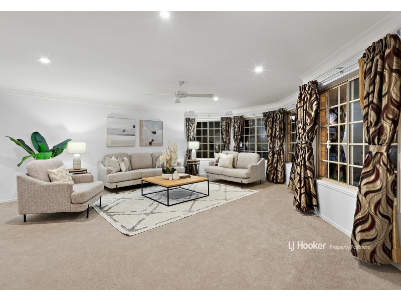 88 Bannockburn Crescent, Parkinson QLD 4115