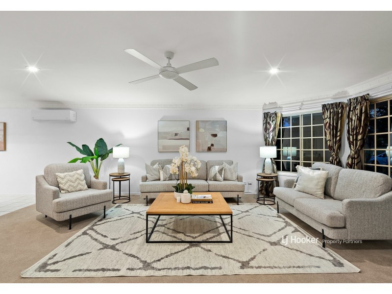 88 Bannockburn Crescent, Parkinson QLD 4115