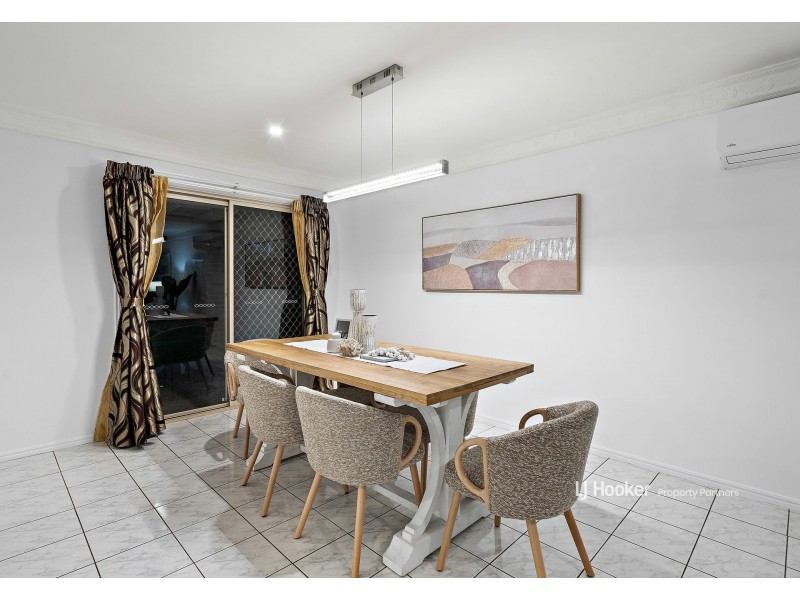 88 Bannockburn Crescent, Parkinson QLD 4115