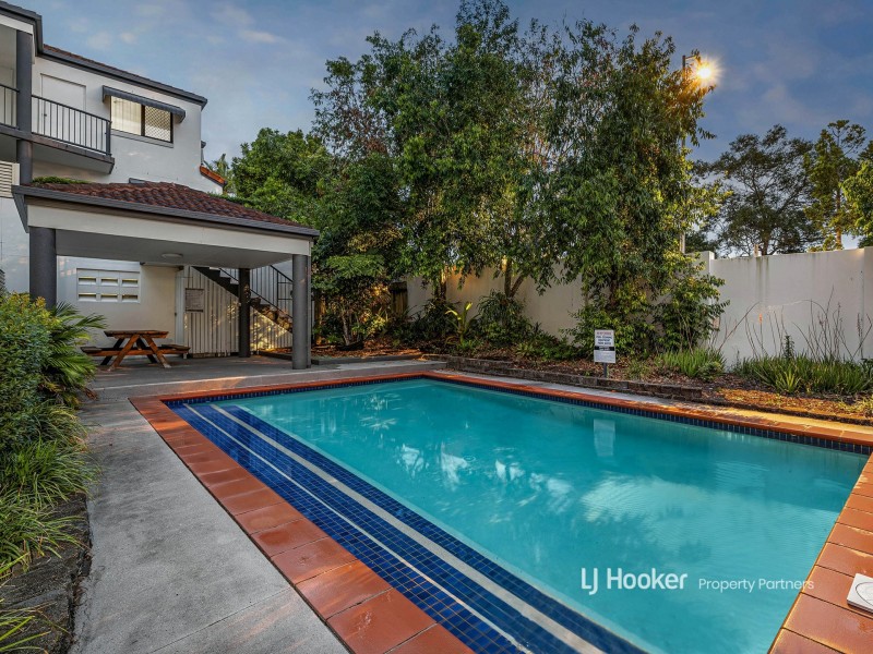 10/11-15 Dansie Street, Greenslopes QLD 4120