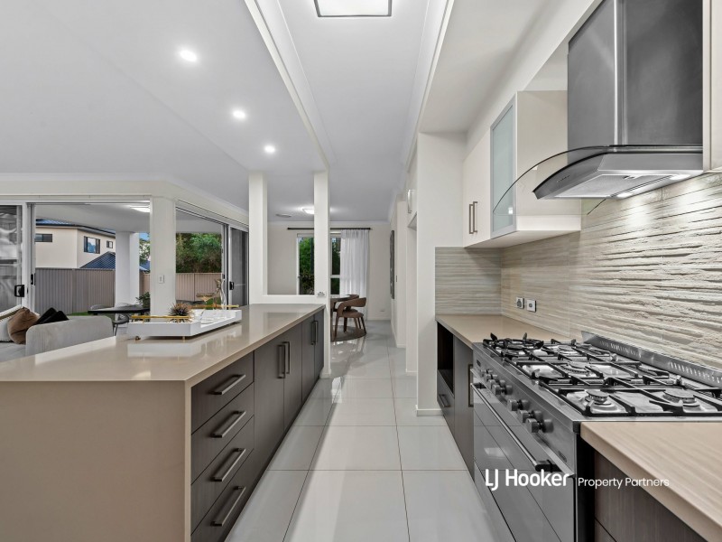 3 Slobodian Avenue, Eight Mile Plains QLD 4113