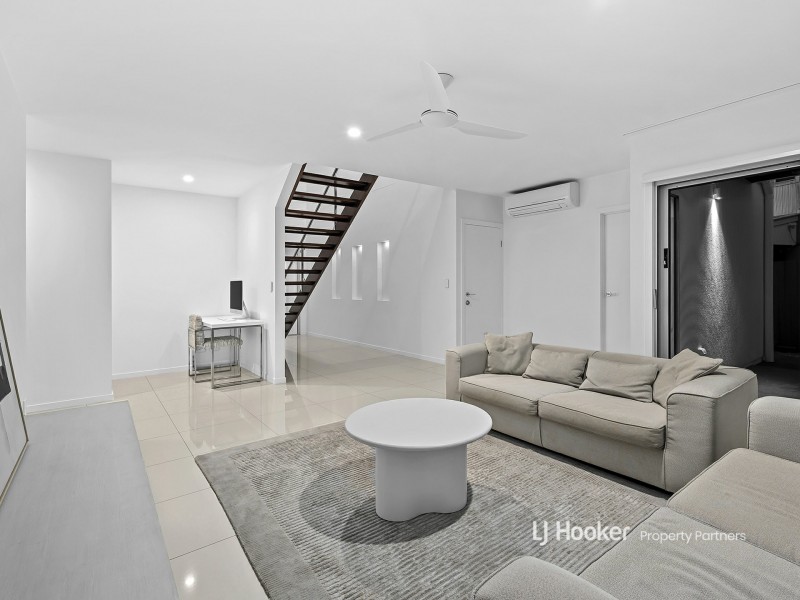 36 Mulsanne Street, Holland Park West QLD 4121