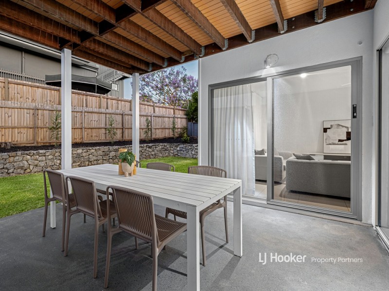 36 Mulsanne Street, Holland Park West QLD 4121