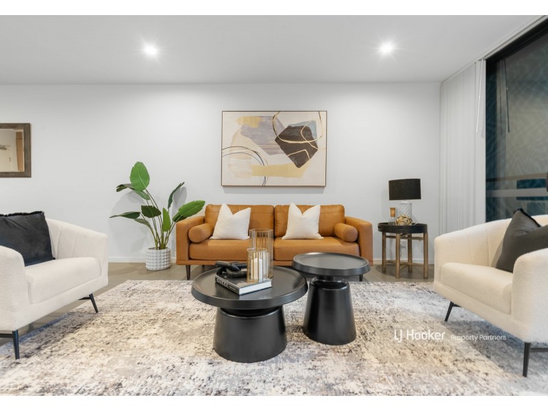 201/6 Lawson Street, Hawthorne QLD 4171