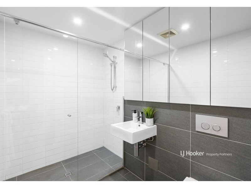 201/6 Lawson Street, Hawthorne QLD 4171