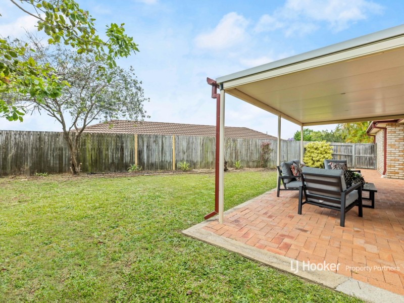 8 Robinson Crescent, Runcorn QLD 4113