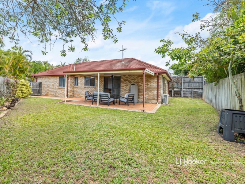 8 Robinson Crescent, Runcorn QLD 4113