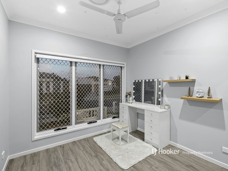 51 Grevillea Way, Park Ridge QLD 4125