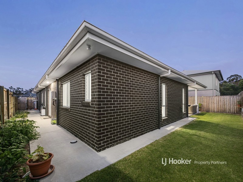 51 Grevillea Way, Park Ridge QLD 4125