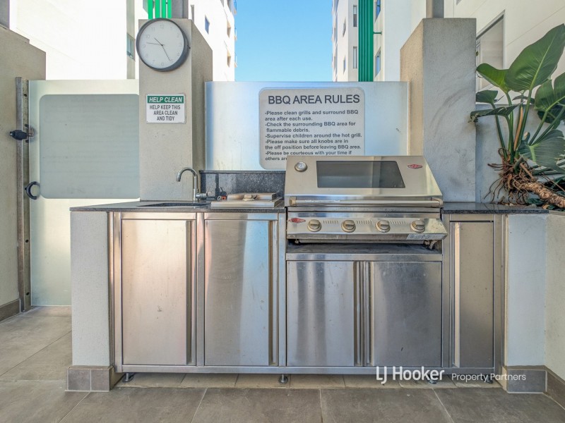 1424/1-5 Cremin Street, Upper Mount Gravatt QLD 4122